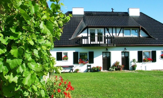 Schwaneberg Appartement | Rustic holiday apartment in the Uckermark, the 'Tuscany of the North'