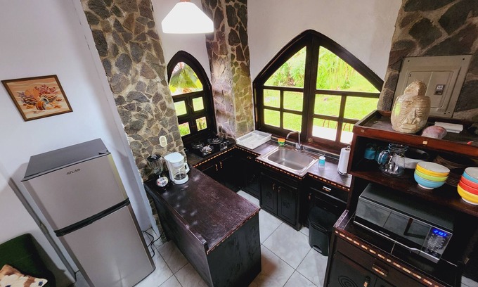 Cristo Rey Lit Et Petit-Déjeuner | Rustic house close to the activities of the Area. zip line, hot springs, trails