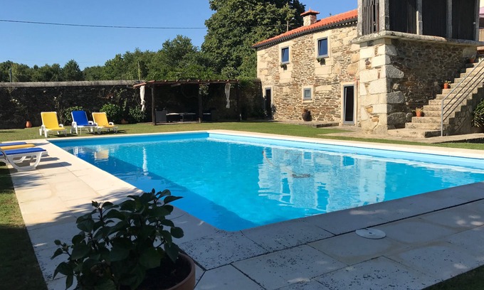 Cardielos Cottage | Maison de campagne avec piscine privée. Réduction de septembre / octobre