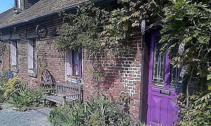Crecy-en-Ponthieu Maison | Maison rustique à la périphérie d'une petite ville, site célèbre de la bataille de Crécy