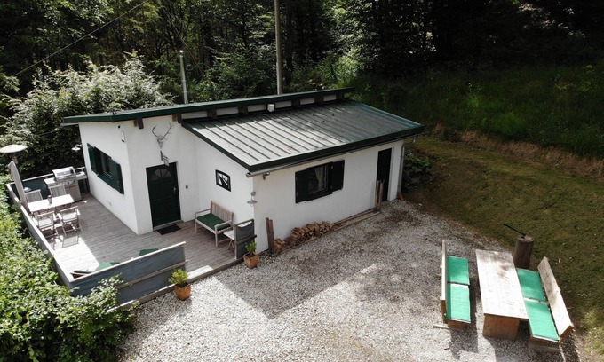 Grafendhron Cottage | Chalet de chasse pittoresque avec vue sur la vallée dans le Hunsrück (4 * DTV)