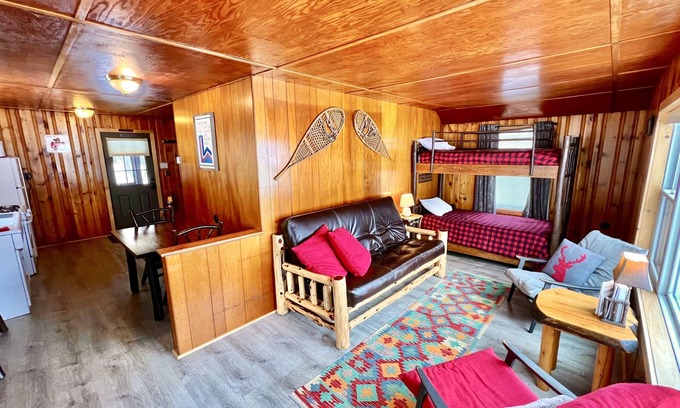 Indian Lake Cabine | Rustic Lake View Cabin in Heart of Adirondacks