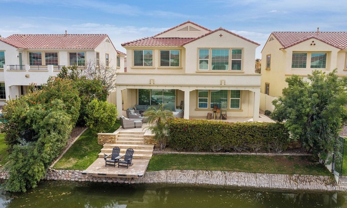 Ocotillo Maison | Rustic, lakefront Farmhouse w/ Pool, 5BR, Pets & Events allowed