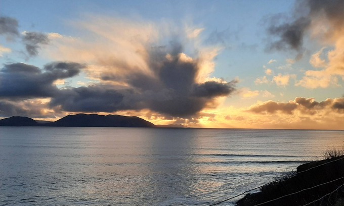 Ventry Maison | Rustic loft apartment right at the begining of the Slea Head drive