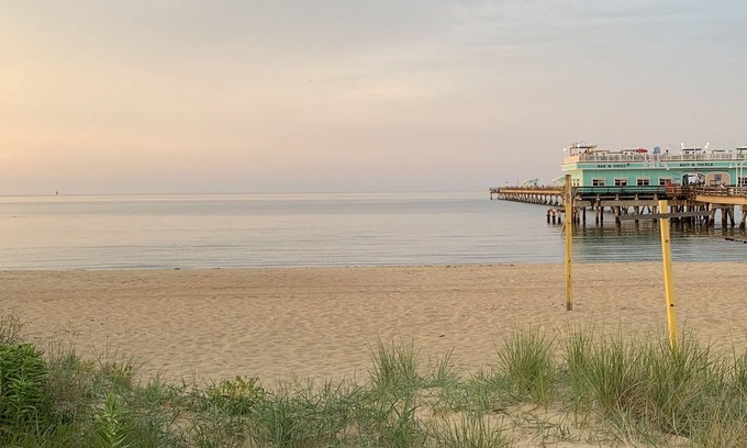 Norfolk Maison | Rustic Ocean View Beach House - BEST Location in Ocean View! 2 bed/1 bath House