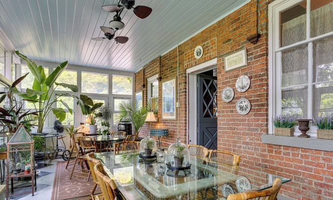 Oxford Maison | Rustic Oxford Getaway: Patio, Fireplace & More!