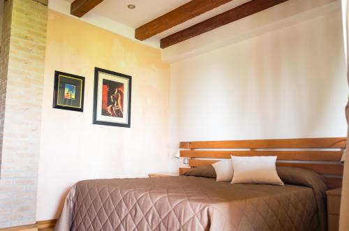 Montechiarugolo Maison | Rustic Parma Retreat