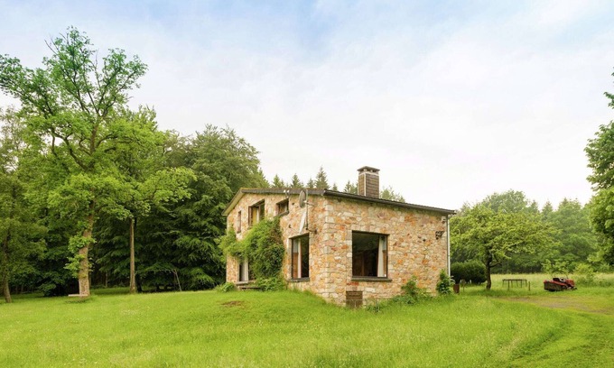 Bellevaux Maison | Maison de vacances ensoleillée à Stavelot
