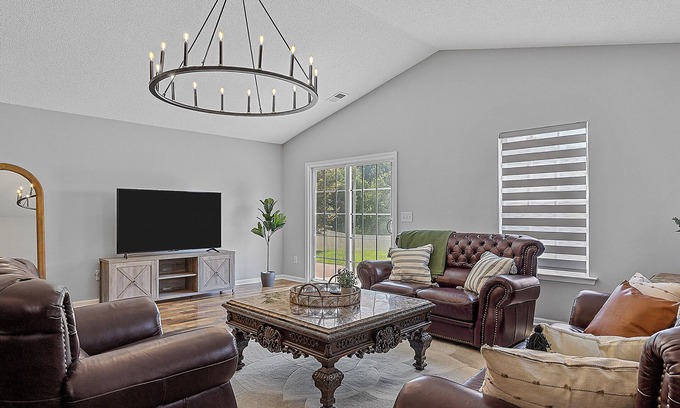 Boiling Springs Maison | Rustic Retreat 3bdr/2bath Home in Boiling Springs