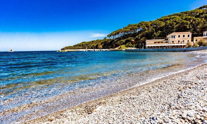 Magazzini Appartement | Rustic Studio Magazzini Mare 300 meters from beach