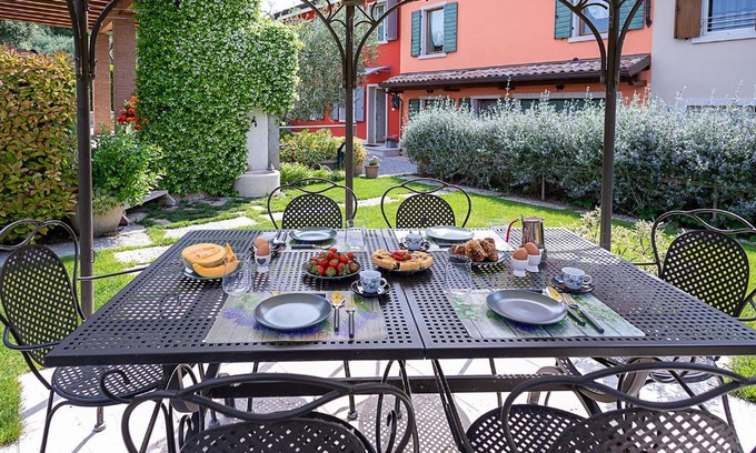 Bardolino Maison | RUSTICO PETRA - Regarda Travel