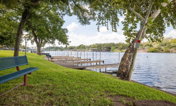 Buchanan Dam Location De VR | RV Site - Pull Through 43