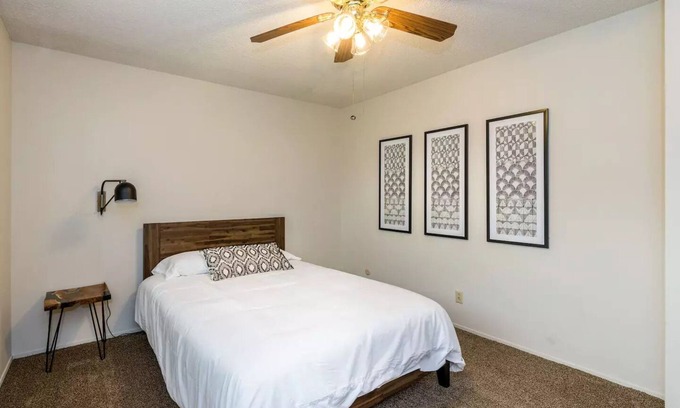Roosevelt Maison | RV/Trailer Parking - Simple & Stylish Remodel
