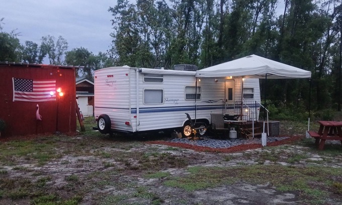 Mayo Maison | RV with 1full bed 2twin beds and AC WiFi smart TV bathroom outdoor shower house
