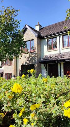 Mohill Maison | Rynn Haven - Enchanting Townhouse Lough Rynn