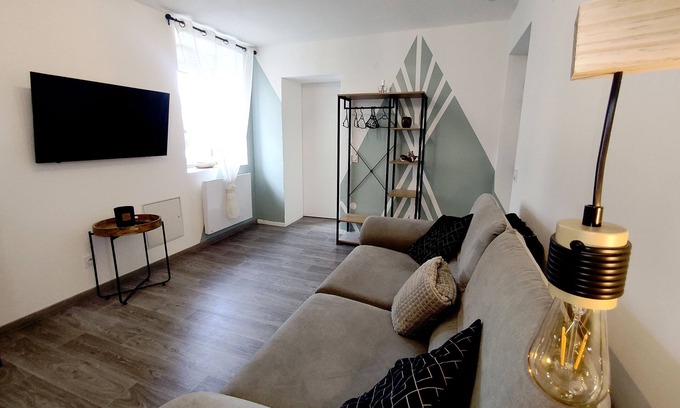 Sarreguemines Appartement | Séjour court, longFamille / Affaire,tout confortAnimaux acceptés conditions.
