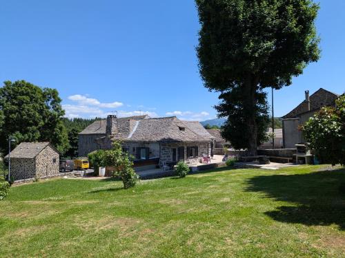 Saint-Front Maison | Séjour rustique proche des Estables et du Puy-en-Velay - FR-1-582-533