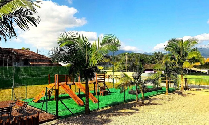 Palhoca Maison | Sítio do Alto - Lazer, Conforto e Fácil Acesso