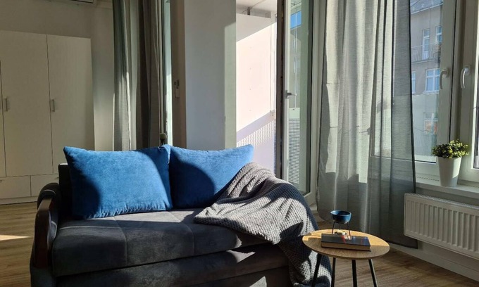 Old Town Appartement | S Cozy apartment in charming Bratislava with WiFi