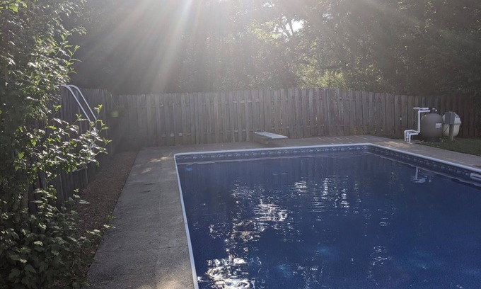 Scottsboro Maison | s1. Beautiful home in historic Scottsboro w/ pool