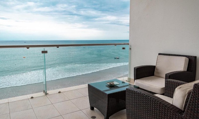 Manta Appartement | S2 Lujoso y Acogedor Apartamento con Vista al Mar