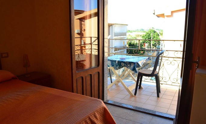 La Caletta Lit Et Petit-Déjeuner | Sa Marina