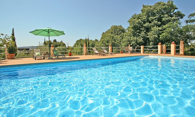 Santa Maria del Cami Maison | Grande maison idyllique, aménagement individuel, oasis de jardin, piscine, WiFi
