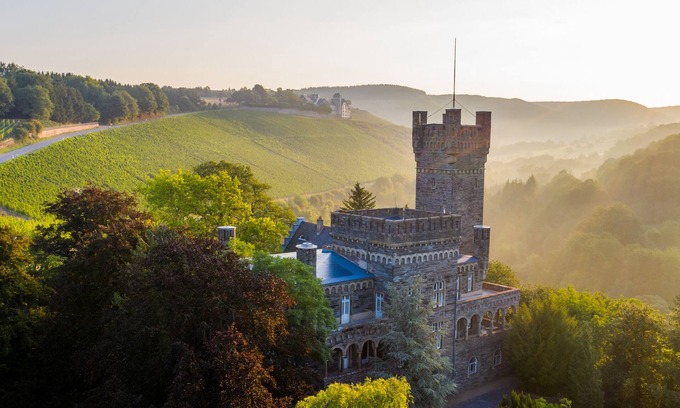 Serrig Autre | Saar Castle - Unique Castle in Wine Region