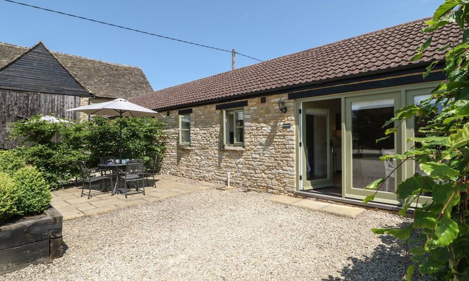 Witney Cottage | Saddlebacks Barn, Burford