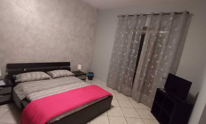 Macerata Campania Appartement | Safe Refuge, accommodation outside the city chaos with luggage storage