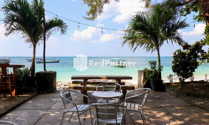 Tanjung Pandan Hôtel | Sahabat Pantai Guest House Mitra RedDoorz
