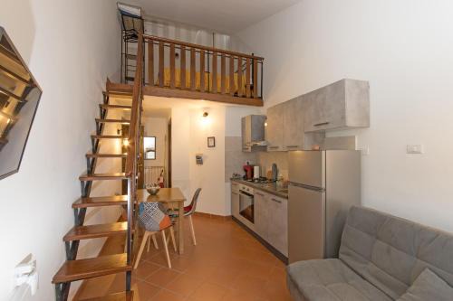 Attigliano Appartement | SAILA Monolocale SATURNO