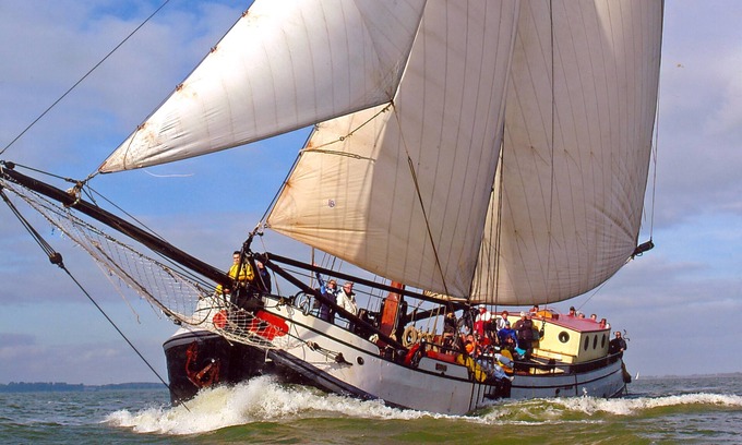 Weesp Location De Bateaux | Voile 'Liberté' Amsterdam, 7 cabines, 20 lits