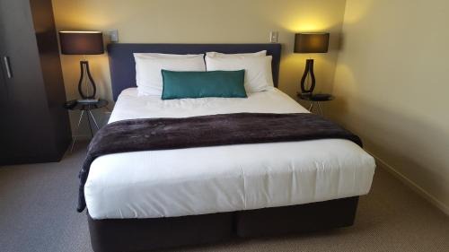 Taupo Hôtel | Sails on the Lake