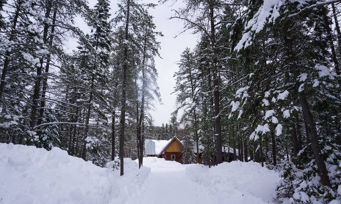 Mauricie Chalet De Ski | Saint Alexis Des Monts : Chalet traditionnel en bois rond en pleine nature