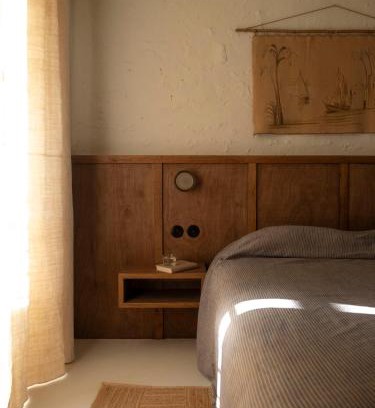 La Celle-sous-Gouzon Appartement | Saint Cado, appartement avec vue sur l'eau