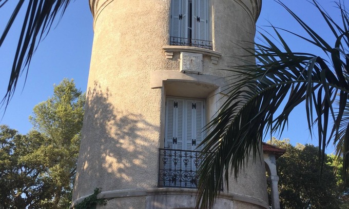 Sainte-Maxime City Centre Maison | Superbe moulin ancien au coeur de Sainte-Maxime