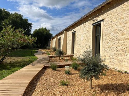Fargues-Saint-Hilaire Hôtel | Sainte Raphine