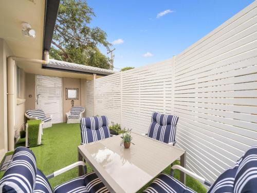 Redcliffe Appartement | Salt-Air Serenity -Stylish 1-Bed