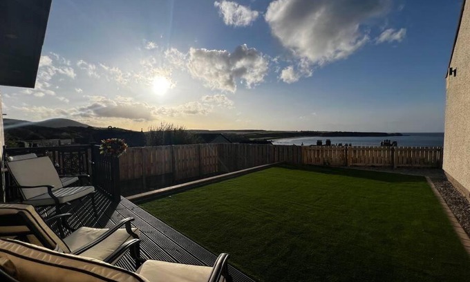 Cullen Maison | Salt View
