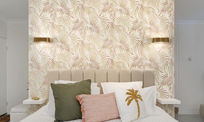 Runaway Bay Maison | Saltbreeze Boutique Guesthouse