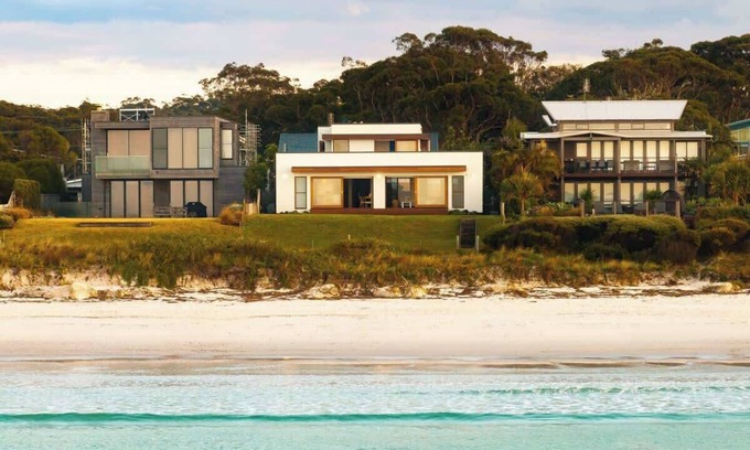 Callala Beach Maison | 'Saltspray' - Luxe Jervis Bay Beachfront Retreat