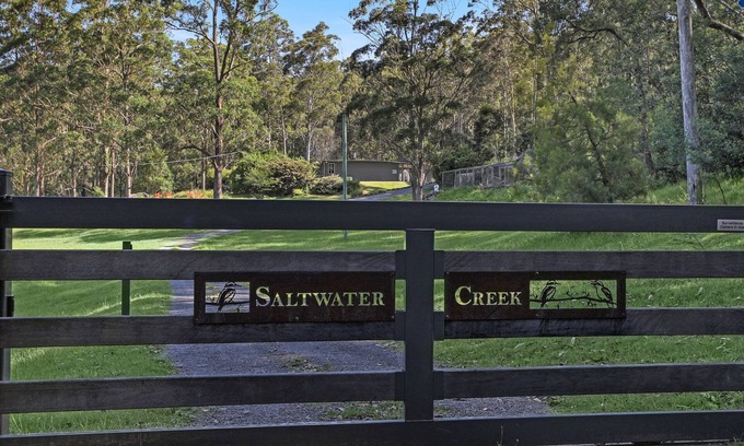 Barringella Maison | Saltwater Creek - Stay 3 Pay 2