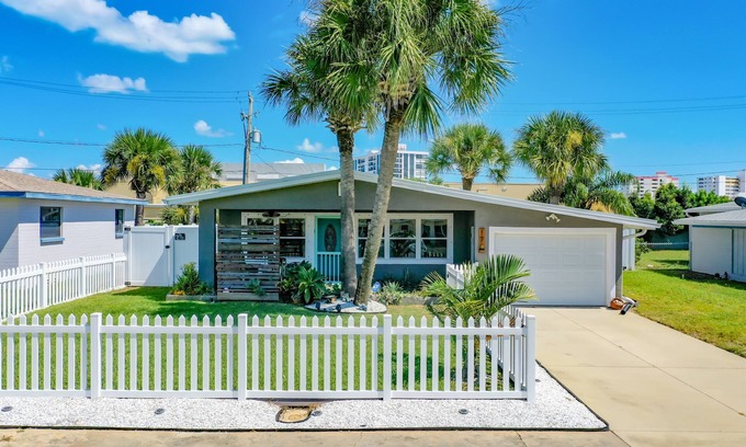 Brendale Heights Maison | Salty Air Beach House
