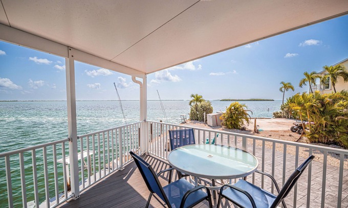 Cutthroat Harbor Estates Maison | Salty Breeze #161 - Canal Front Venture Out Home on Cudjoe Key