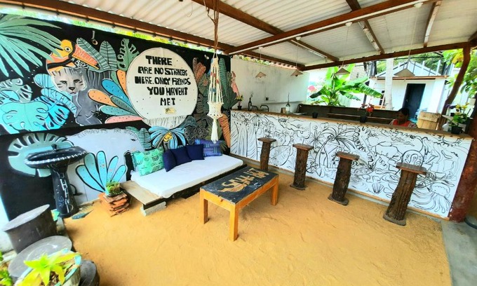 Pottuvil Division 2 Maison | Sam's Hut Arugambay