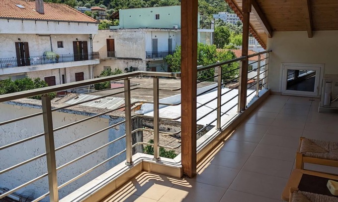 Kamena Vourla Maison | Samaras Apartments in Kamena Vourla