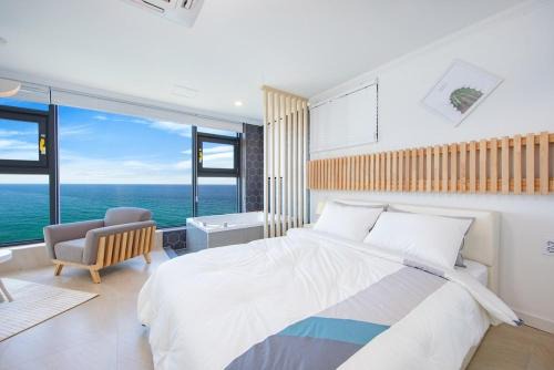Samcheok Maison | Samcheok Laon Spa Pension