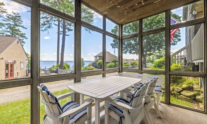 Gilford Copropriété | Samoset Lakeview Gem - Vibrant Condo Escape!