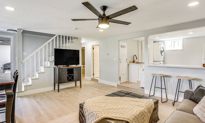 Oak Park Appartement | San Diego Apartment w/ Patio - Near Balboa Park!